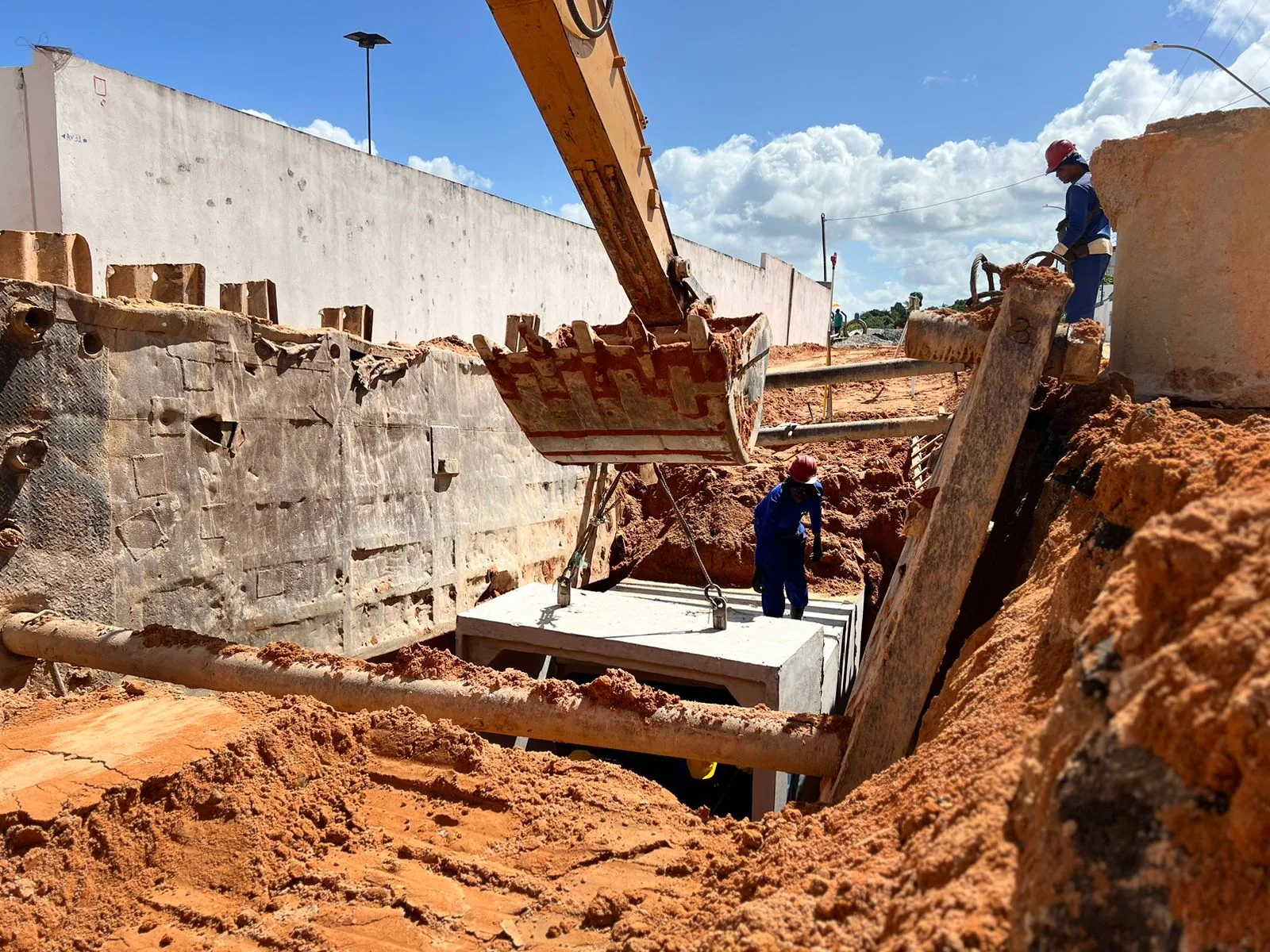 Alagoinhas+: Prefeitura realiza importante obra de drenagem na região do Terminal Rodoviário e do Hospital Materno-Infantil