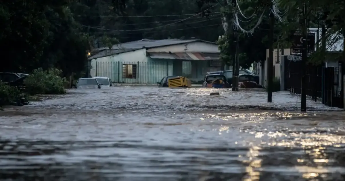 Sobe para 182 o número de mortes nas enchentes no Rio Grande do Sul