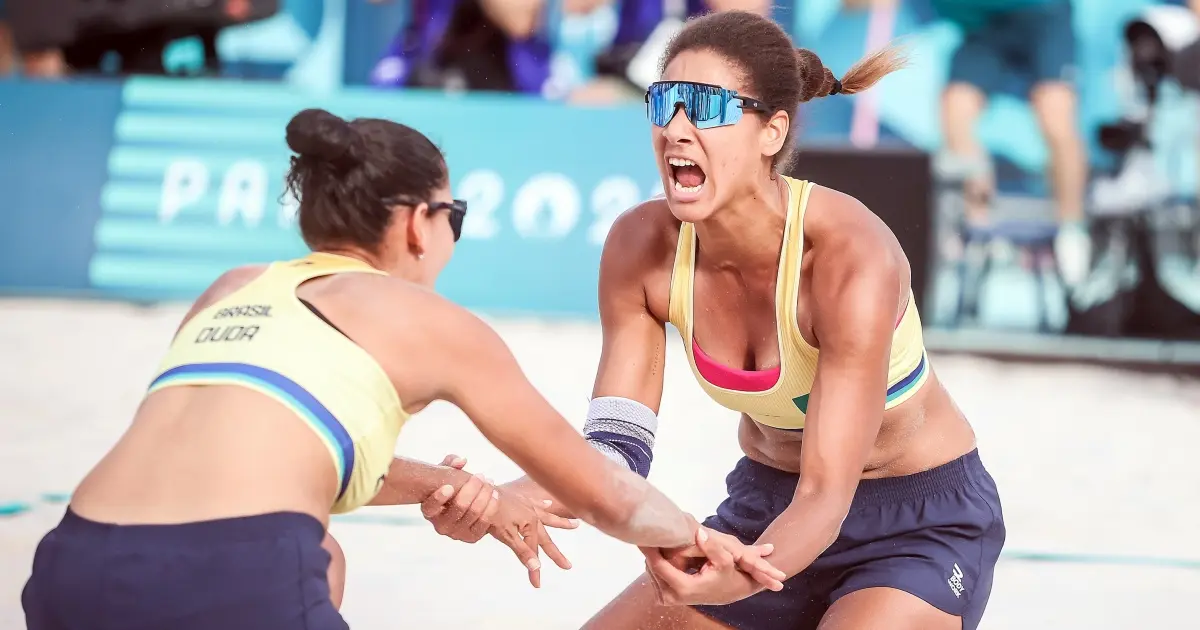 Paris-2024: Ana Patrícia e Duda vencem australianas e avançam para final do vôlei de praia