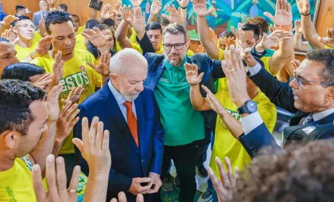 Lula sanciona lei que cria o Dia da Música Gospel em novo gesto a evangélicos