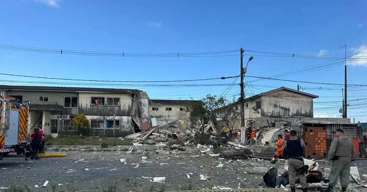 3 pessoas morrem após explosão causar desabamento de prédio