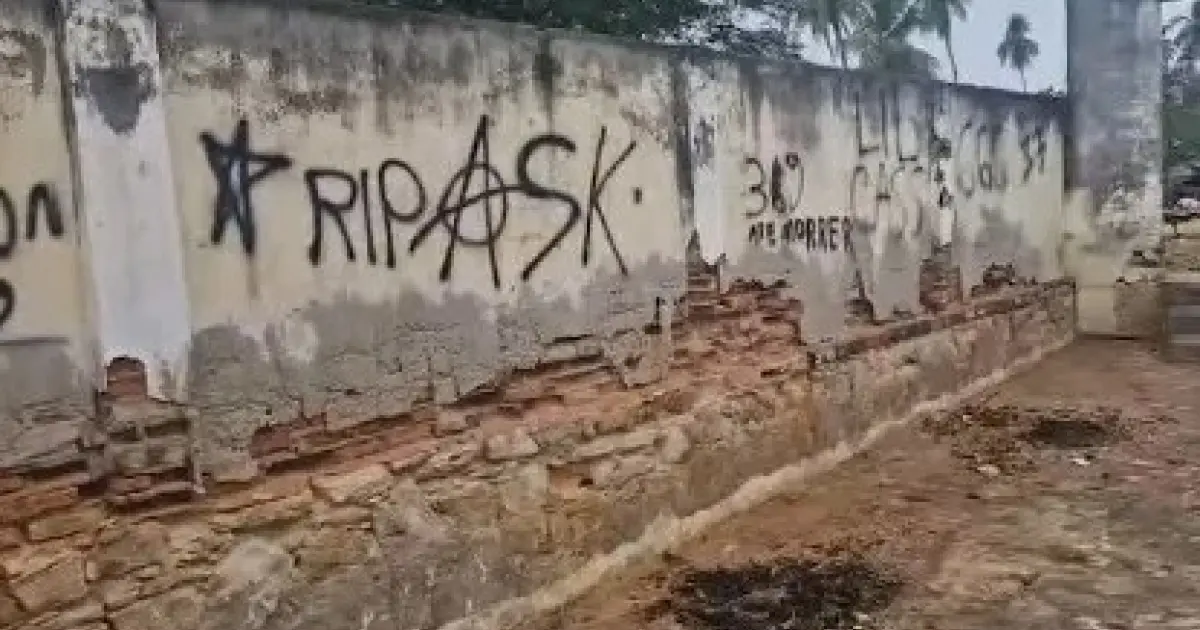 Polícia apreende 3 adolescentes suspeitos de ameaça a ataque em escola na Bahia