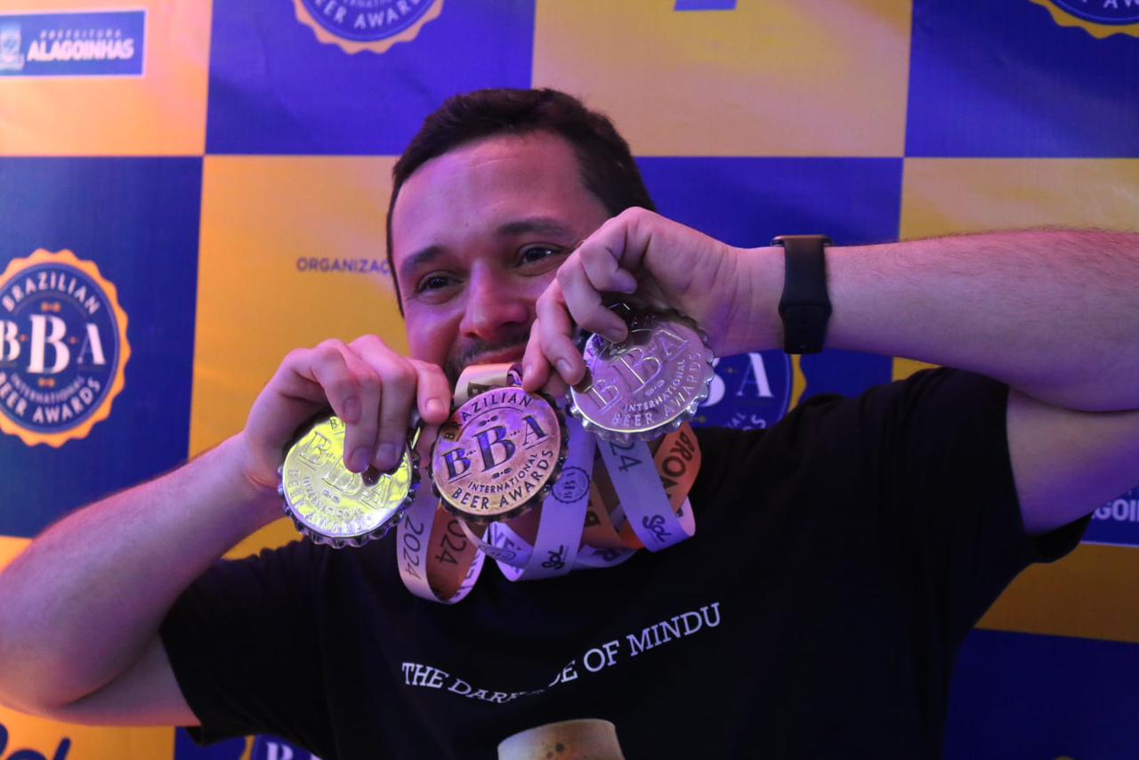 Chef de Salvador é o campeão do Concurso Cerveja no Prato Cinco candidatos tinham o desafio de preparar uma receita utilizando cerveja como ingrediente principal.