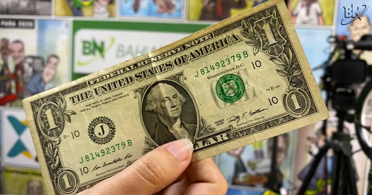 Dólar dispara e chega a R$ 6,26, o maior valor da história, após alta de 2,82%