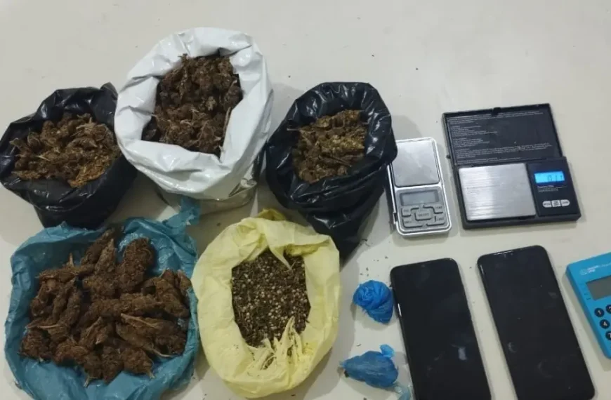 Suspeito com mandado de prisão em aberto é localizado com drogas no norte da Bahia