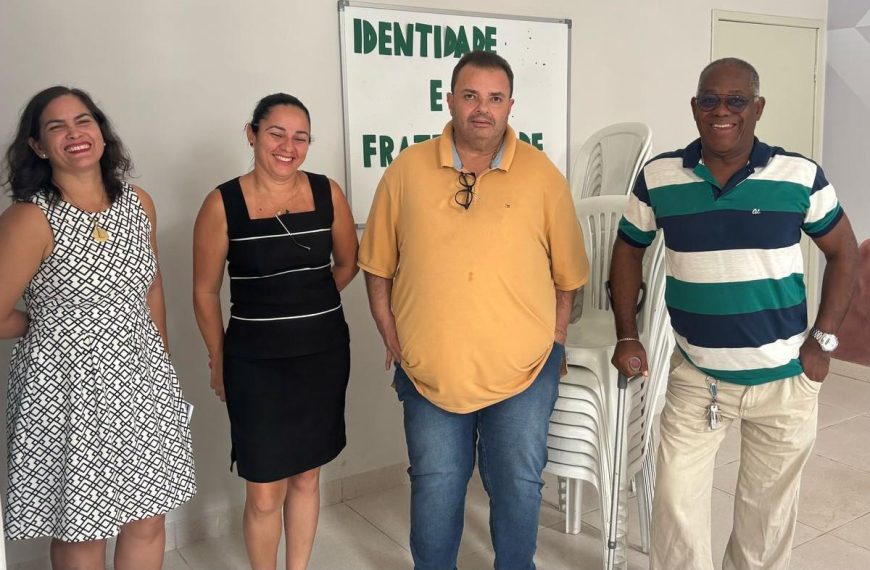 Equipe da SEDES visita unidades de assistência social