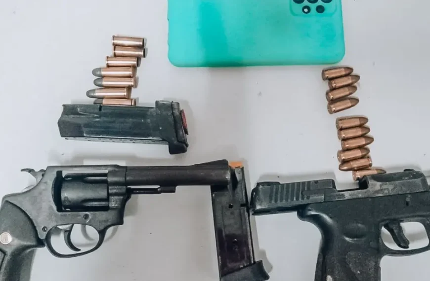 PM apreende armas de fogo em Mata de São João