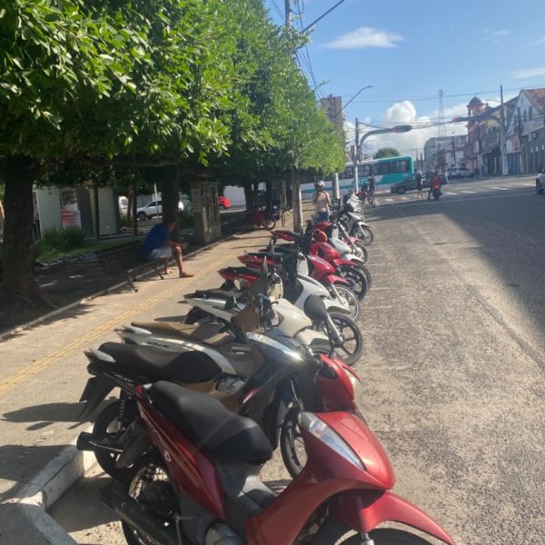 Motociclistas Reclamam da Falta de Sinalização no Centro de Alagoinhas