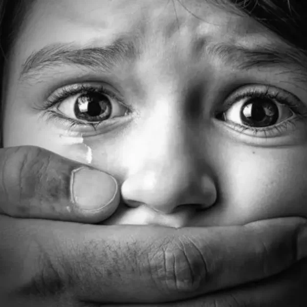 A cada hora, o país registra sete estupros de crianças e adolescentes, afirma dados do Ministério dos Direitos Humanos