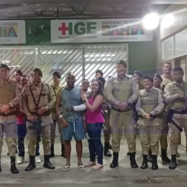 Soldado da PM baleado no Engenho Velho da Federação recebe alta após quatro semanas internado no HGE