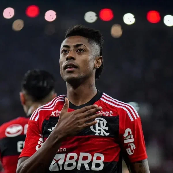 Bruno Henrique, do Flamengo, é denunciado por fraude e estelionato