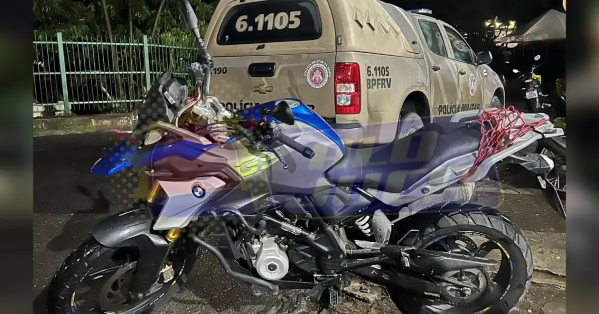 Homem é preso com moto de luxo roubada e placa clonada em Salvador