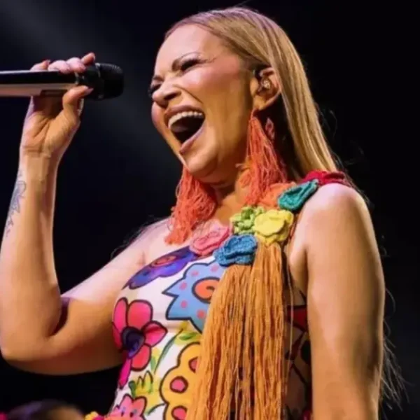 Lugar ao Sol? Solange Almeida é artista feminina com mais contratações para shows do São João na Bahia