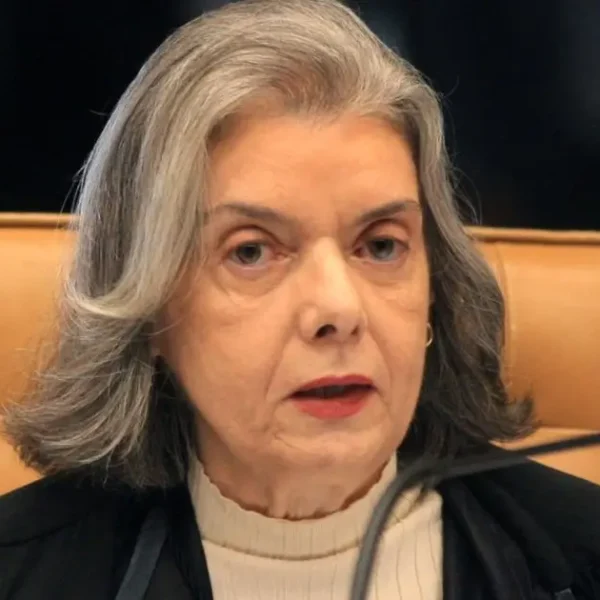 STF anula decisão do TJ-BA que estendia reajuste salarial a professores da Bahia