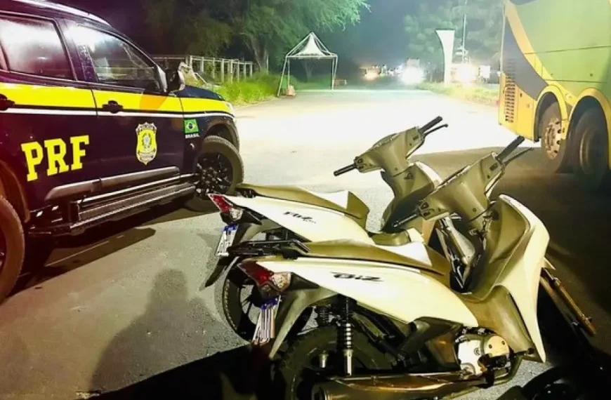 Polícia Federal intercepta ônibus com motonetas furtadas escondidas em bagageiro em Jequié