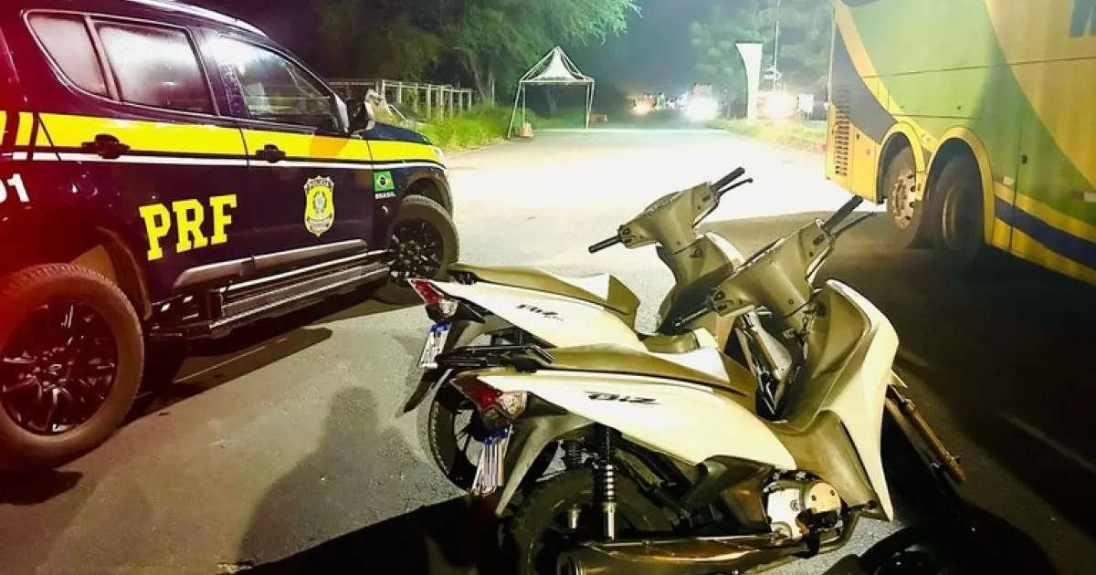 Polícia Federal intercepta ônibus com motonetas furtadas escondidas em bagageiro em Jequié
