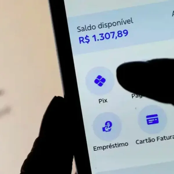 Pix automático entra em operação nesta segunda-feira; saiba detalhes