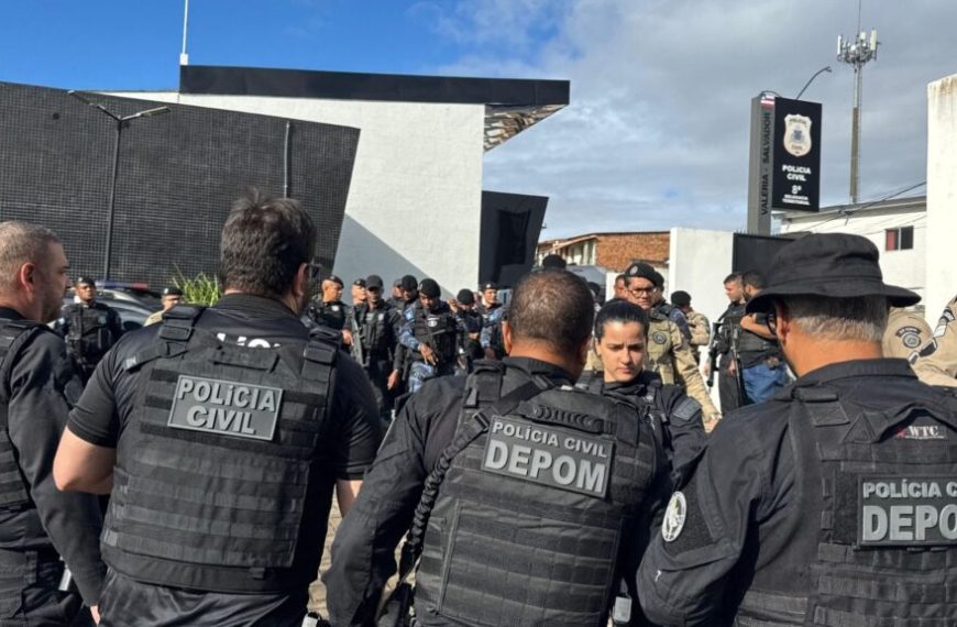 Polícia prende foragido na Engomadeira e apura envolvimento em ataques contra policiais civis