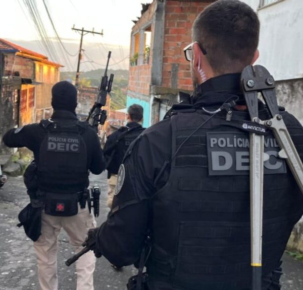OPERAÇÃO “FIO CONDUTOR”: polícia cumpre mandados contra quadrilha que atuava na BR-324 e no Polo de Camaçari