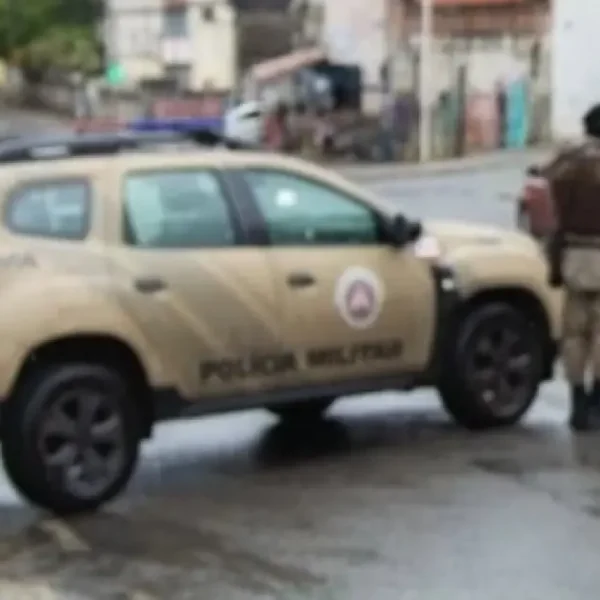 Dupla armada é presa após perseguição policial que terminou com criança atropelada no Retiro, em Salvador
