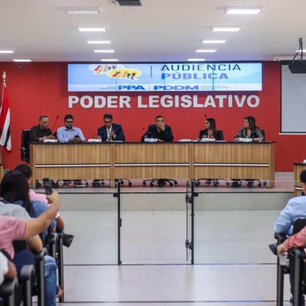 Alagoinhas apresenta minutas do Plano Plurianual e do Plano Diretor do município