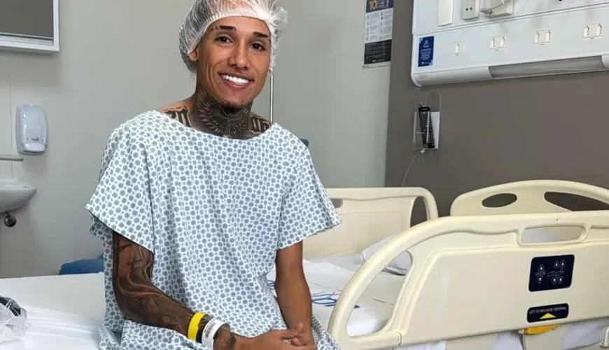 CIRURGIA ÍNTIMA: Theuzinho faz postectomia e seguidores bricam “Vai tirar a fimose”