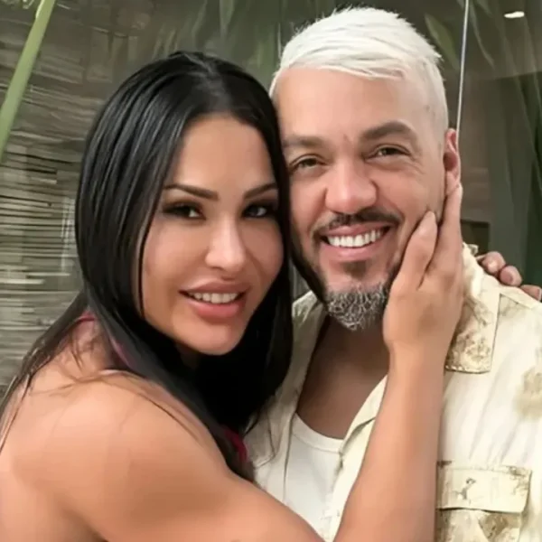 Gracyanne Barbosa volta atrás e pede suspensão do divórcio com Belo