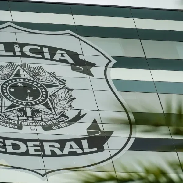 PF vai investigar participação de crime organizado em casos de bebidas adulteradas com metanol