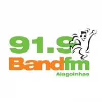 Band FM Alagoinhas celebra 1 ano no ar com música, informação e entretenimento
