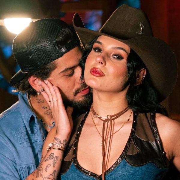 Ana Castela confirma romance com Zé Felipe e desabafa sobre pressão: “Não estamos escondendo