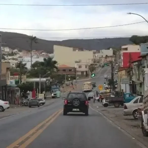 Idoso perde quase R$ 7 mil em golpe após pedir ajuda em agência bancária na Bahia