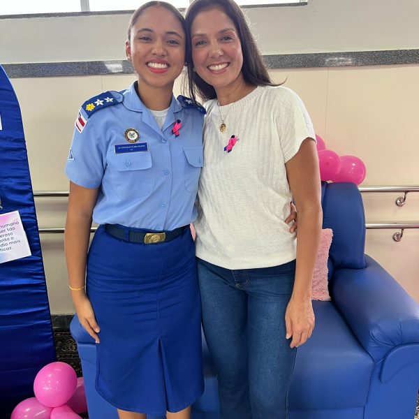 Colégio da Polícia Militar/Alagoinhas encerra Outubro Rosa com mensagem de coragem e esperança.