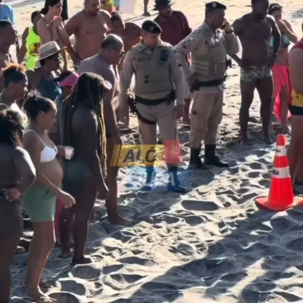 TARDE DE SEGUNDA: homem é encontrado morto boiando na praia da Barra