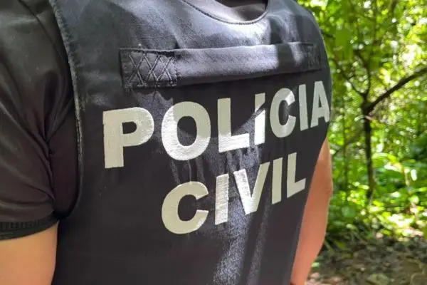 CÁRCERE PRIVADO: homem é preso por crime contra companheira