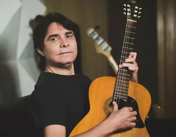 Morre, aos 73 anos, o cantor e compositor Lô Borges, um dos criadores do Clube da Esquina