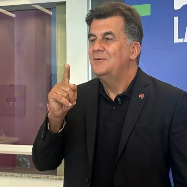 Fábio Mota volta a citar Brasileirão como prioridade do Vitória em 2026: “Campeonato que nos sustenta