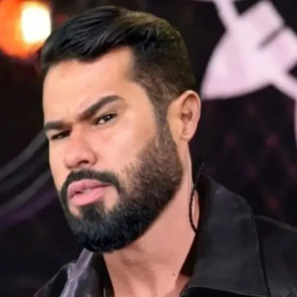 Amigos relatam últimos momentos de cantor morto em acidente em Feira de Santana