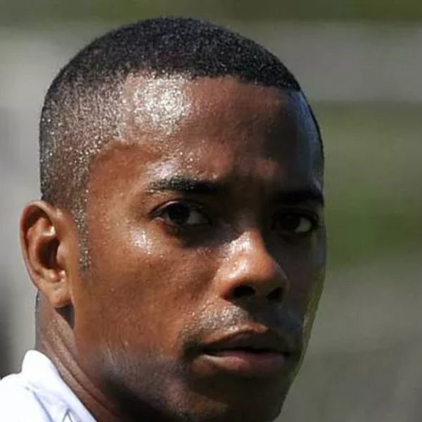 Justiça de SP autoriza redução de 160 dias na pena de Robinho