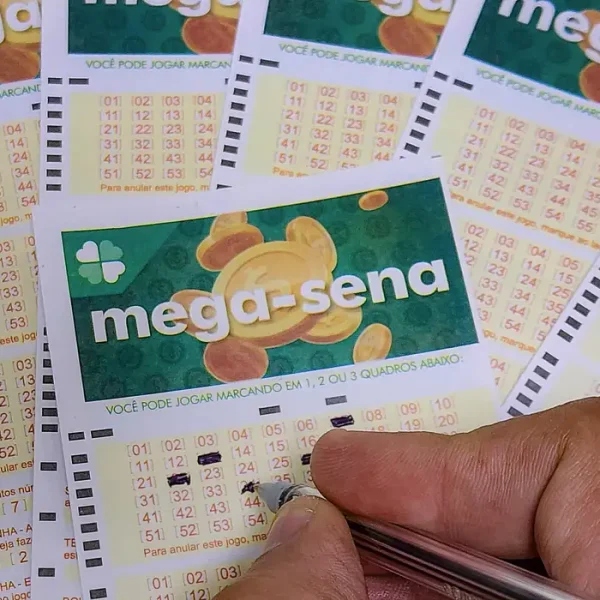 Mega-Sena acumula e prêmio vai a R$ 35 milhões