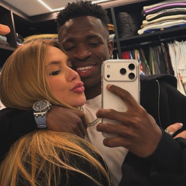 Vini Jr. posta foto com Virginia após chegada da influenciadora a Madri