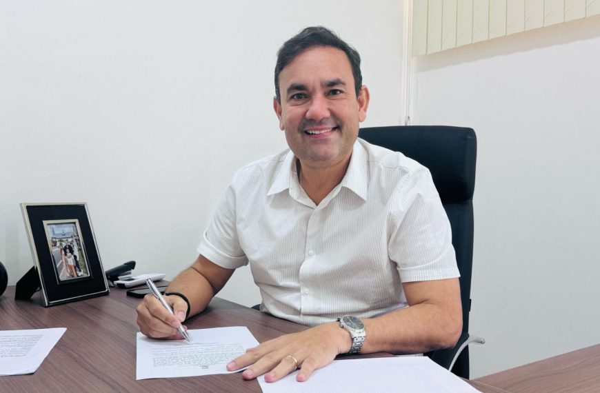 Gustavo Carmo é homenageado por fortalecer o turismo em Alagoinhas