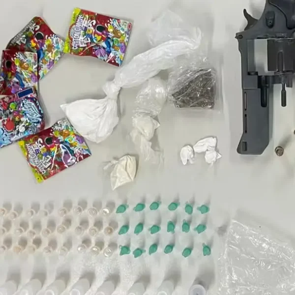 CAIU NO CARTUCHO: suspeito de balear delegado da DRFR morre em confronto com a polícia no bairro da Graça; saiba detalhes