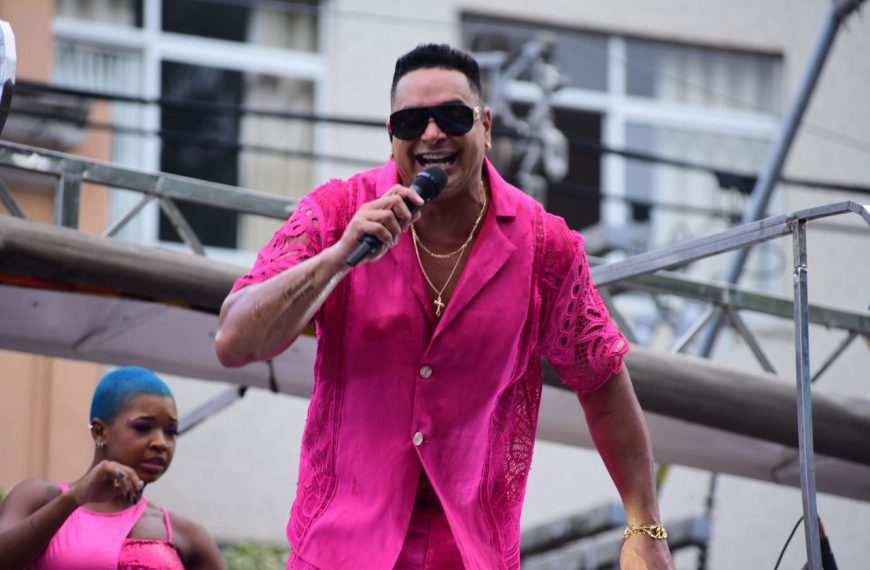 Xanddy Harmonia é internado em hospital de Salvador